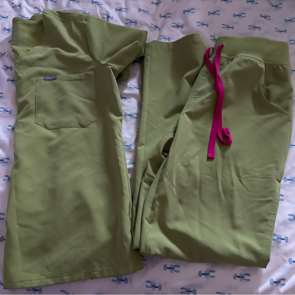 Green Scrub Set with Pink Drawstring